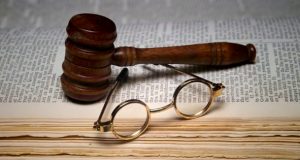 Métier d’avocat et autres professions juridiques